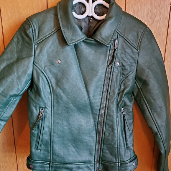 Romeo & Juliet Couture Faux Leather Jacket - Picture 6 of 8